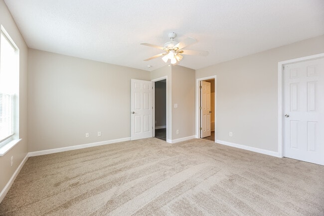 Photo - 152 Perigon Ct