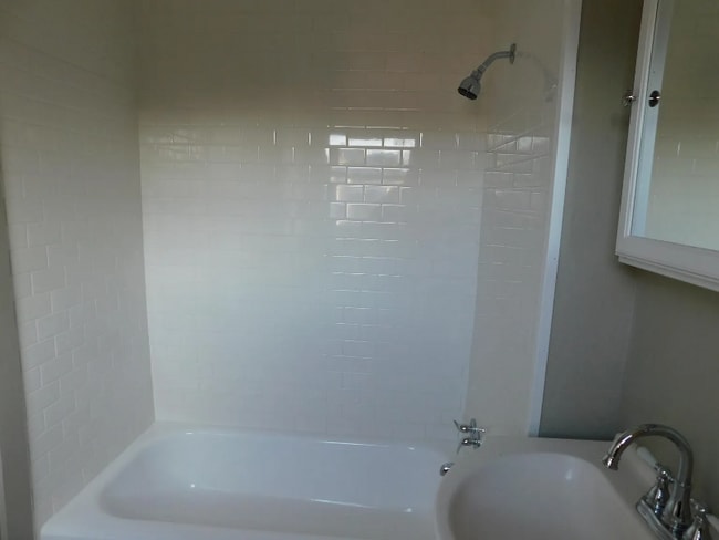 Photo - 1724 W 19th St Unit 2