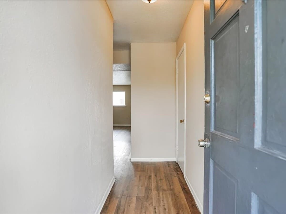 Photo - 427 Hollyvale Dr Unit 12