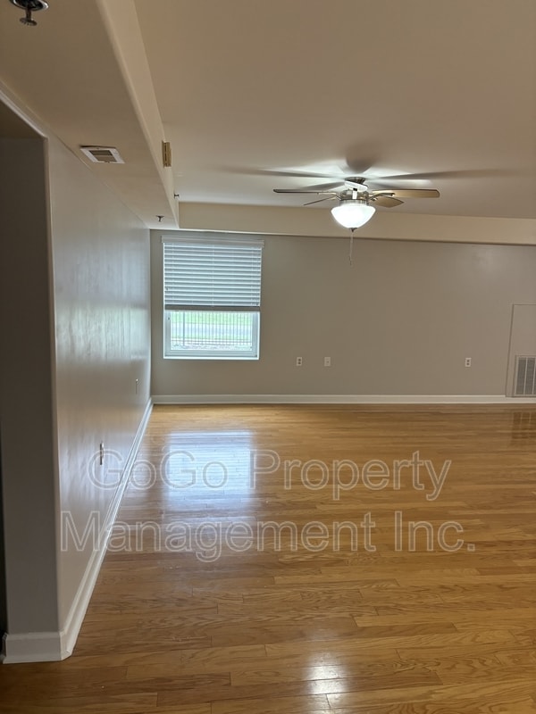 Photo - 1001 S Church St Unit 209
