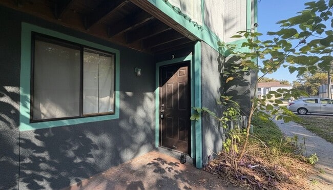 Photo - First floor 2/1 Available for Move in! Affordable and Conveniently Located!