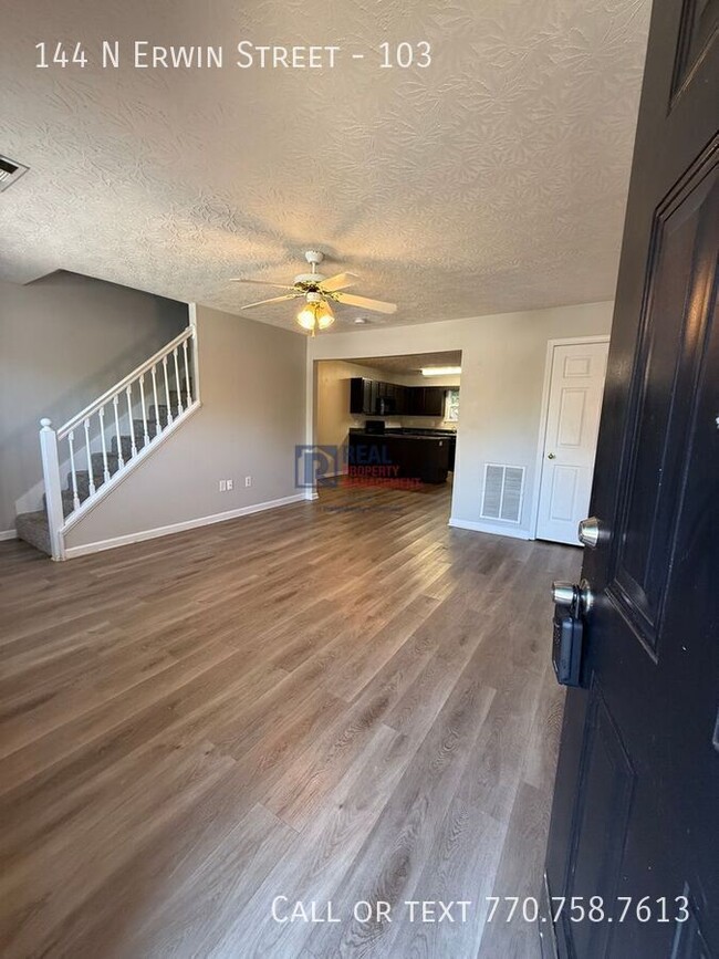 Building Photo - 144 N Erwin St Unit 103