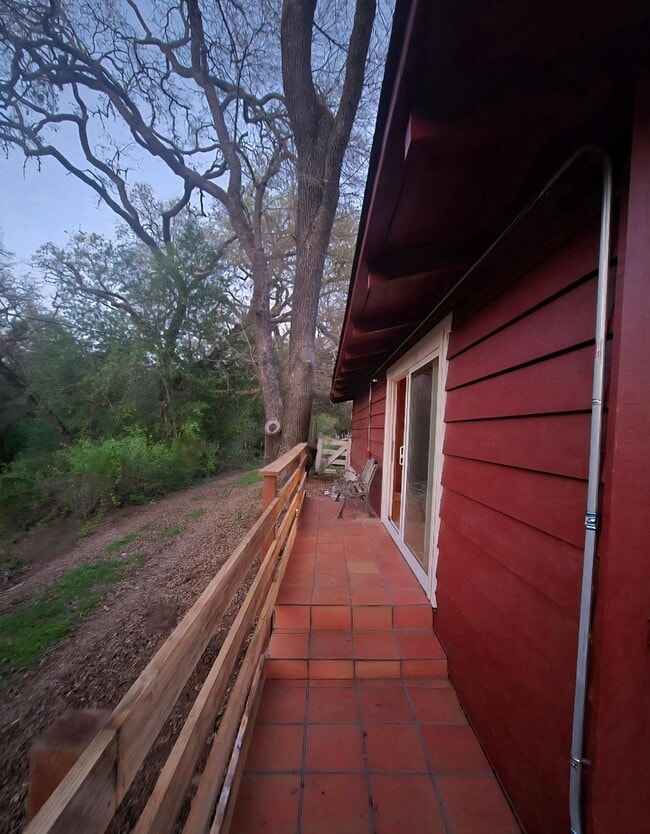 Building Photo - 5770 Croy Rd