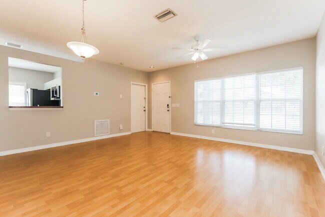 Photo - 10808 Shasta Ct