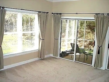 Photo - 1010 Ariel Ln