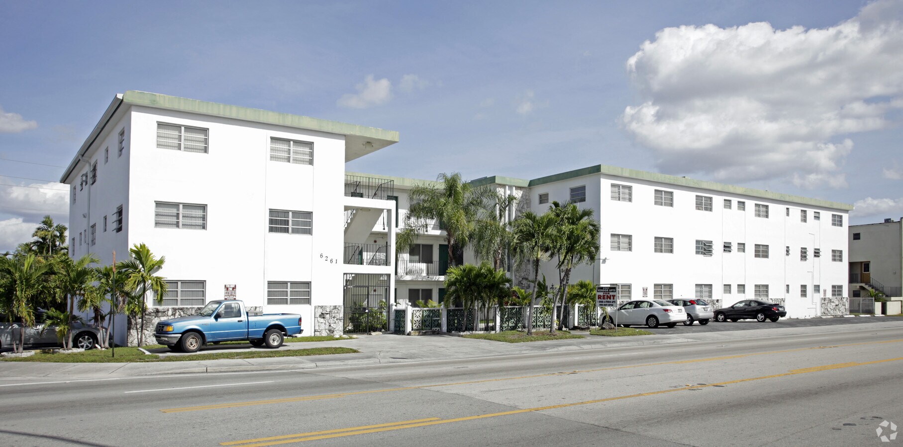 Kendor Apartments - Kendor Apartments