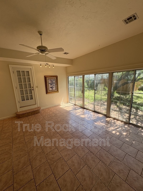 Photo - 1316 S Johnston Ave