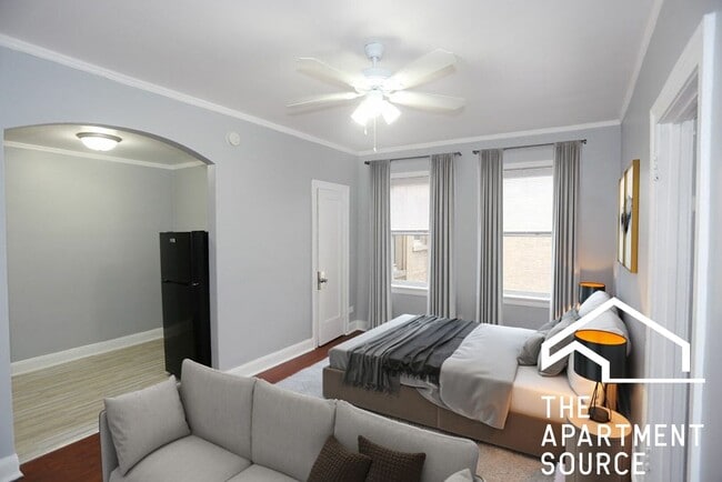 Building Photo - 6930 N Greenview Ave Unit 604