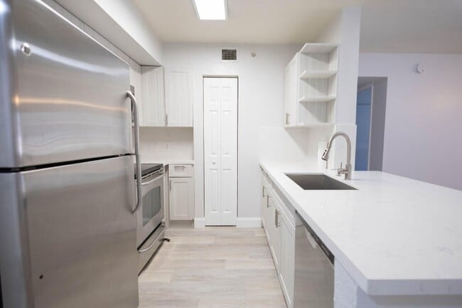 Photo - 6753 Heritage Grande