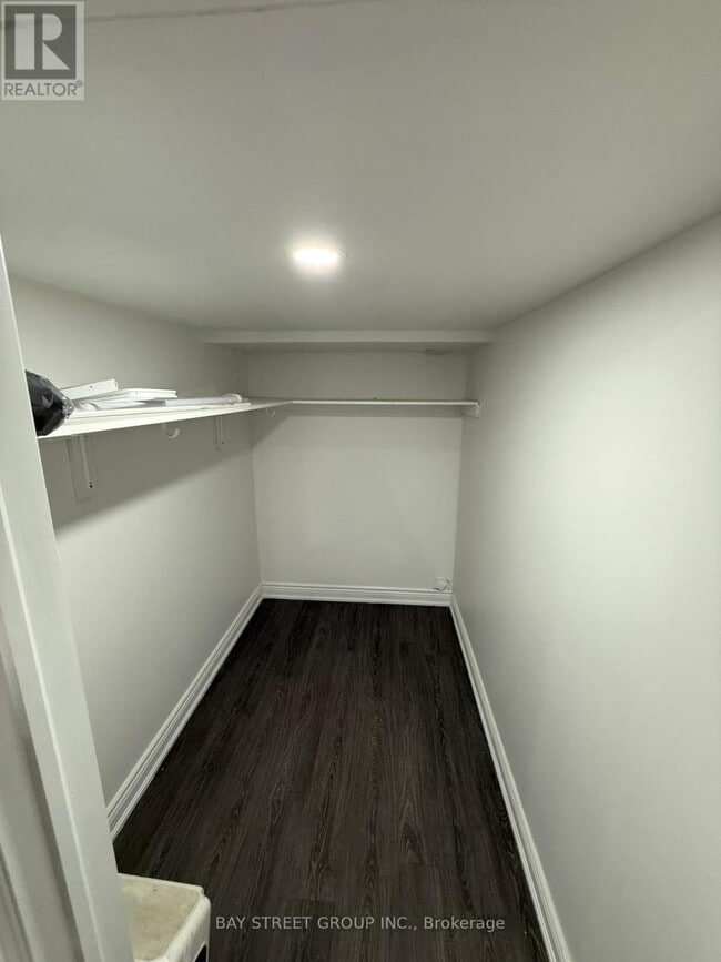 Photo - 68 St Joan of Arc Ave