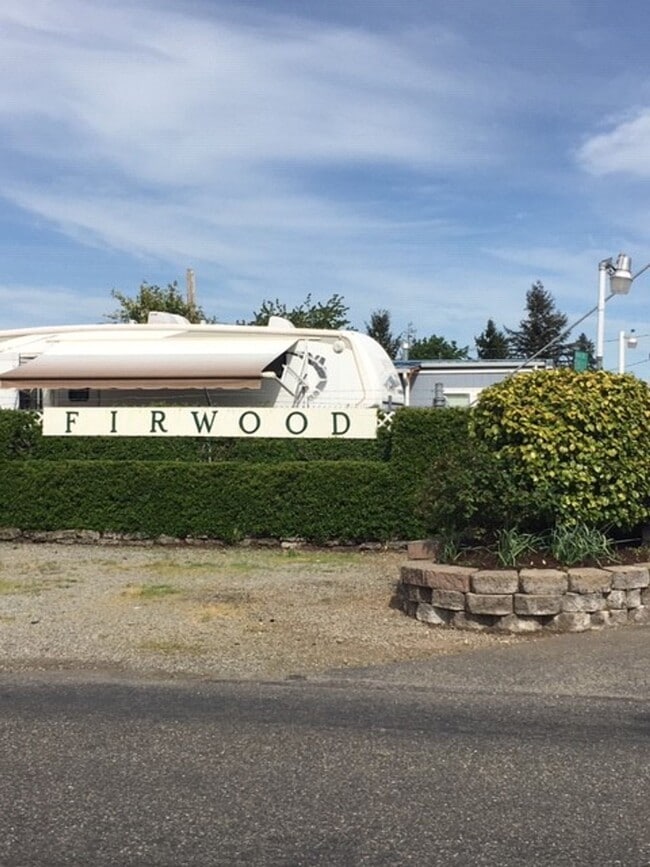 Photo - Single Wide Mobile Home Available- Now Leasing! Unit 05B-POU