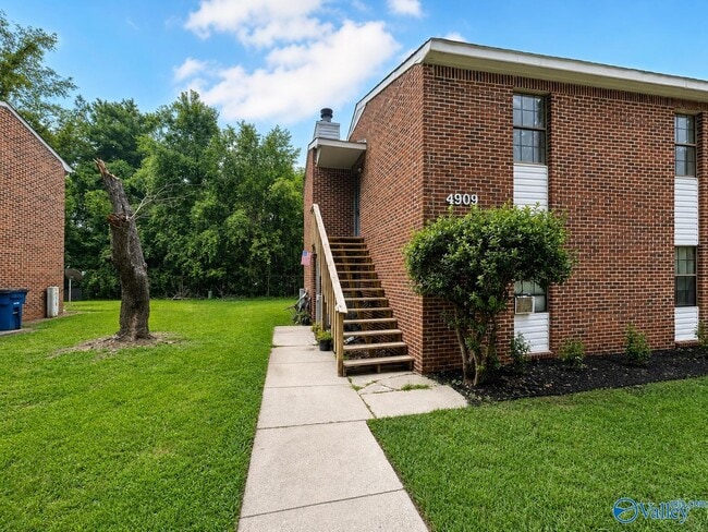 4909 Cotton Row NW Unit C