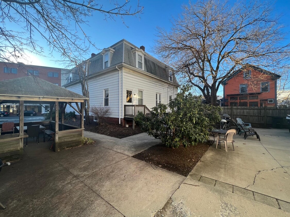 Photo - 20 Park Ave (Somerville, MA)