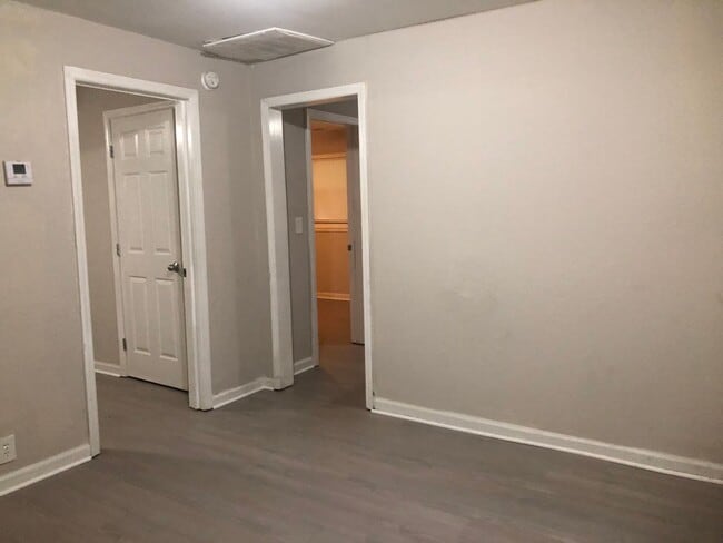 Photo - 617 W Granite Ave