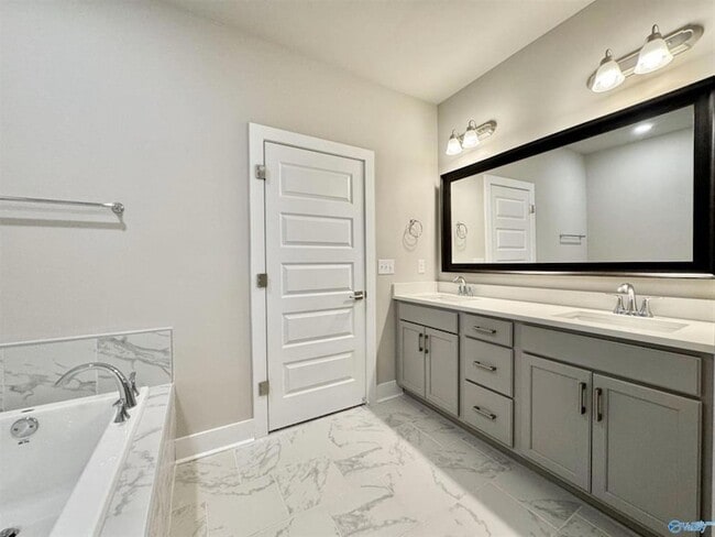Photo - 6103 Ruby Grace Cir SE