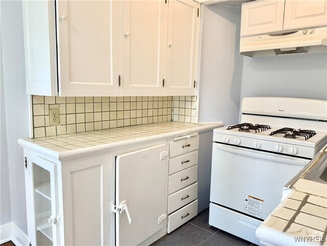 Building Photo - 234 Crescent Ave Rental