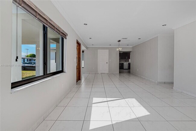 Photo - 1232 W 60th Terrace