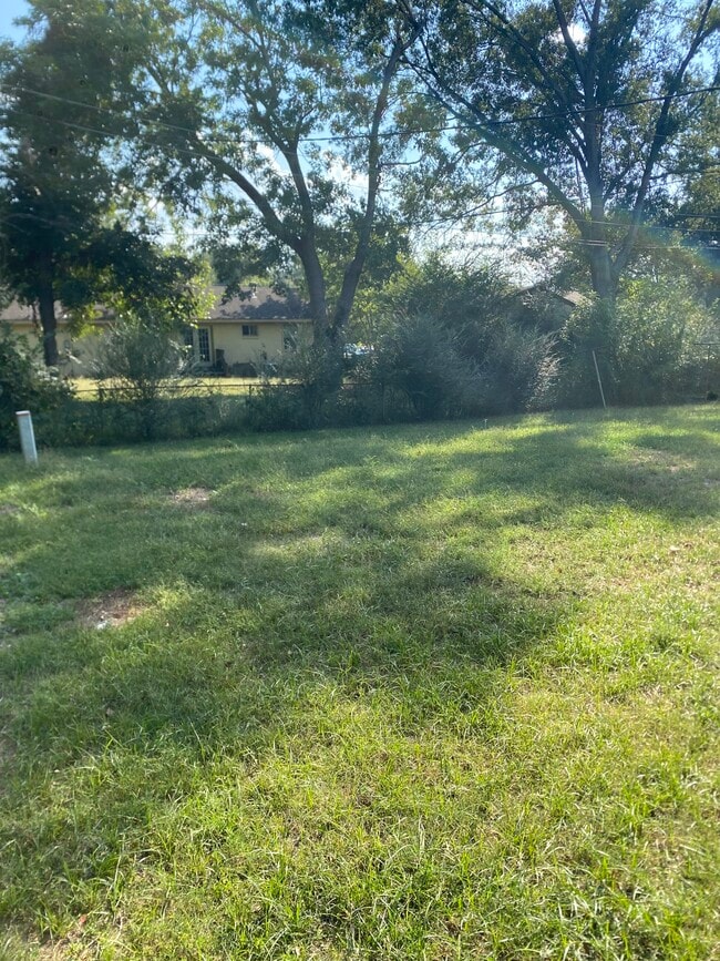 Photo - 1553 Vicksburg Dr