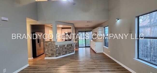 Photo - 3903 London Ln