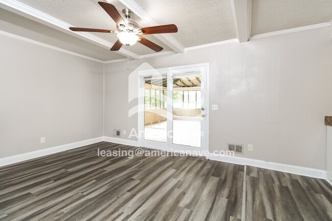 Photo - 713 Frieden St