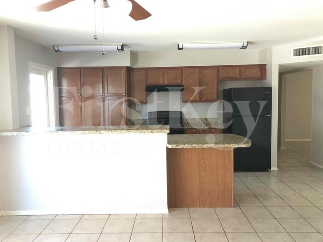 Photo - 3204 S Nu Vista Ln