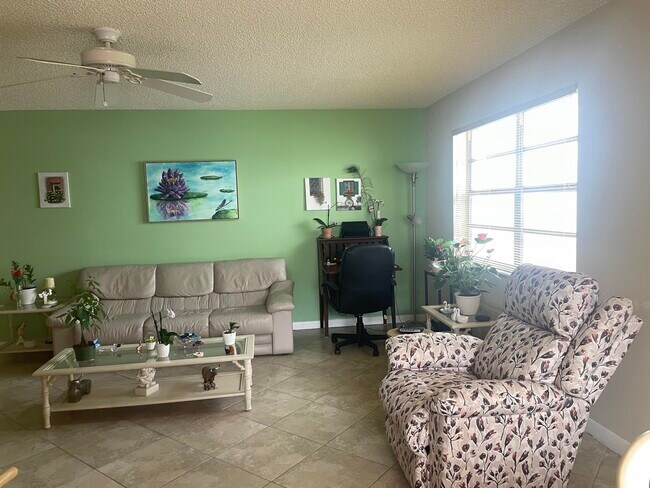 Photo - 173 Normandy Ln