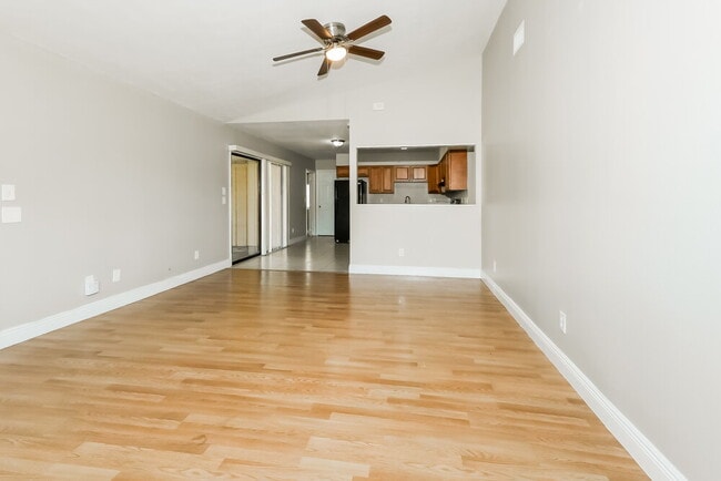 Photo - 360 Melton Dr