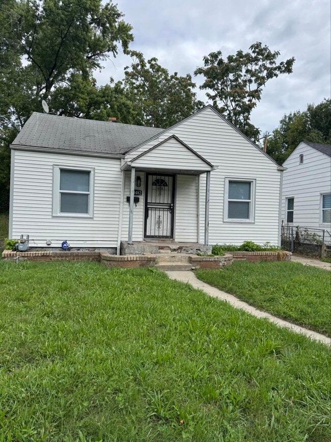 Building Photo - 18482 Pierson St Rental