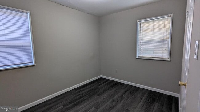 Photo - 153 Polk Dr