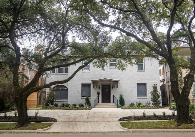 Photo - 1911 Bissonnet St House
