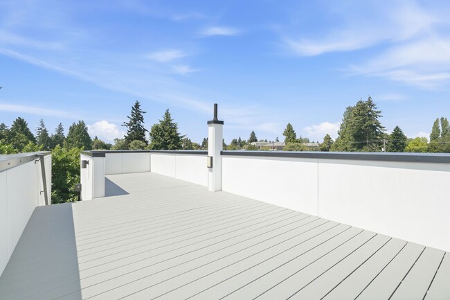Photo - Modern 2 Bedroom with Rooftop Retreat and Garage