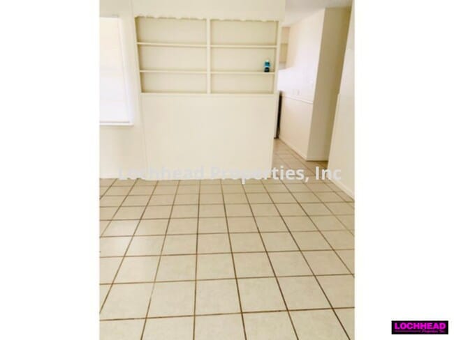 *********3 BEDROOM-2 BATH IN PASADENA GARD... - *********3 BEDROOM-2 BATH IN PASADENA GARD... House
