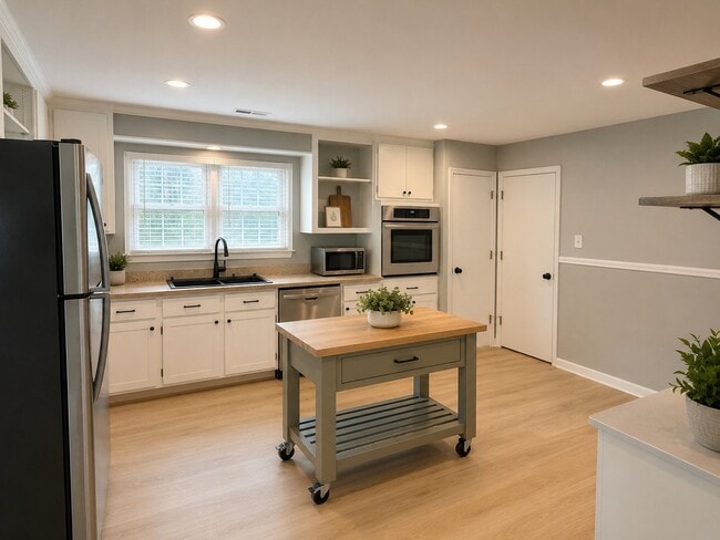 Photo - 1700 Ranch Dr