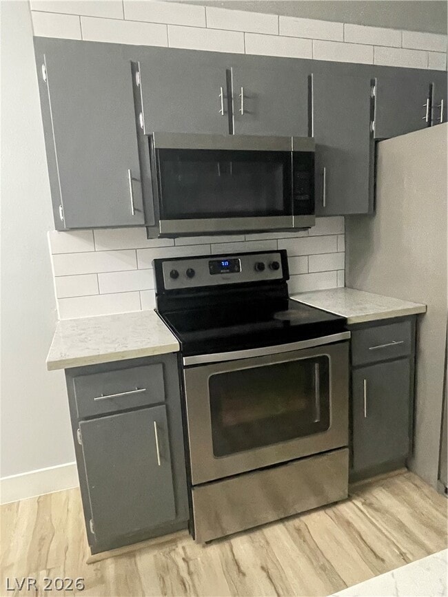 Photo - 466 E Sunset Rd