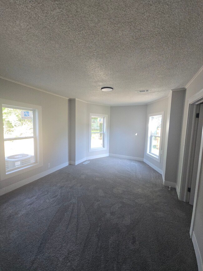 Photo - 331 Eastland Ave