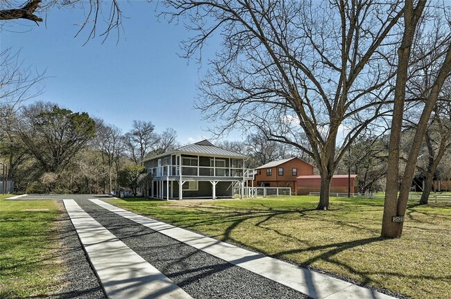 Photo - 2627 Geronimo Trail