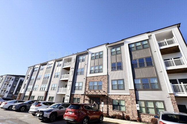 Building Photo - 3800 Maze Runner Dr Unit 304