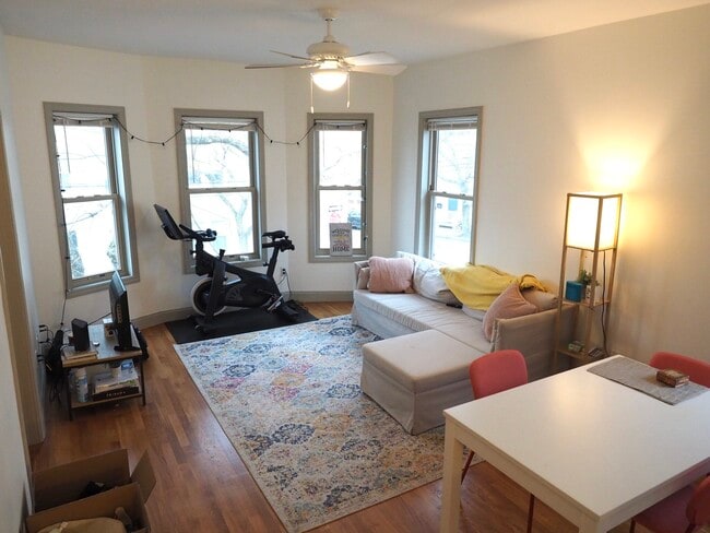 Photo - 54 Market St Apartments Unit 3