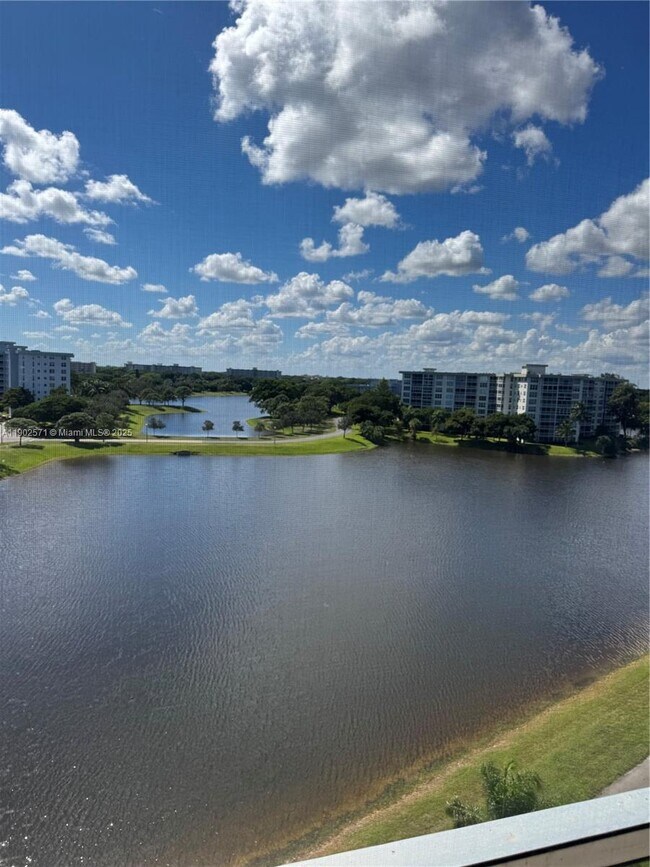 Photo - 3095 N Course Dr Unit 811