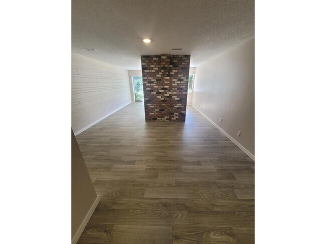 Photo - 15924 Buena Vista Ave