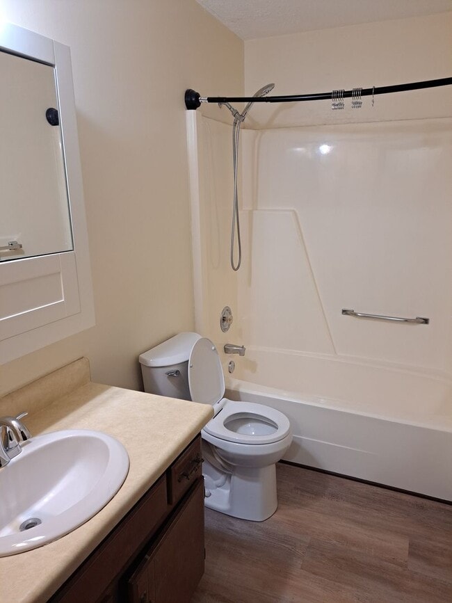 Photo - 2 BR Apartment Near Franke Park