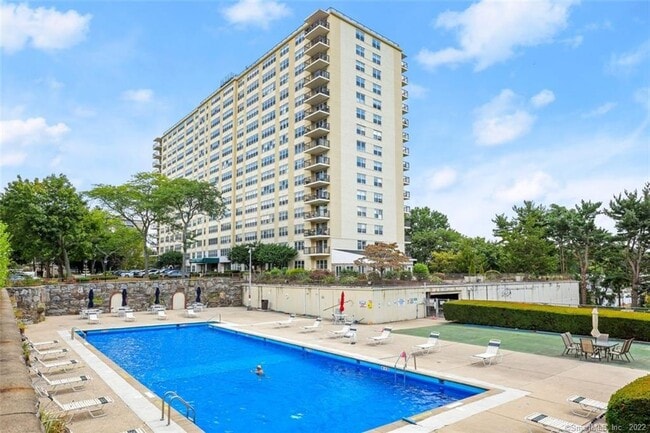 Photo - 2625 Park Ave Unit 6M