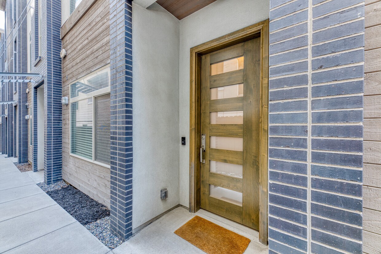 Photo - 2103 W 32nd Ave (Denver, CO)