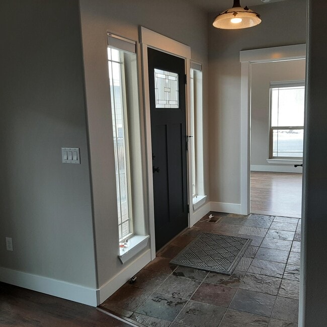 Photo - 1273 SW Tanner Ct