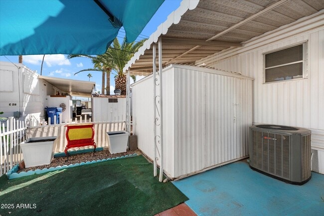 Photo - 7807 E Main St