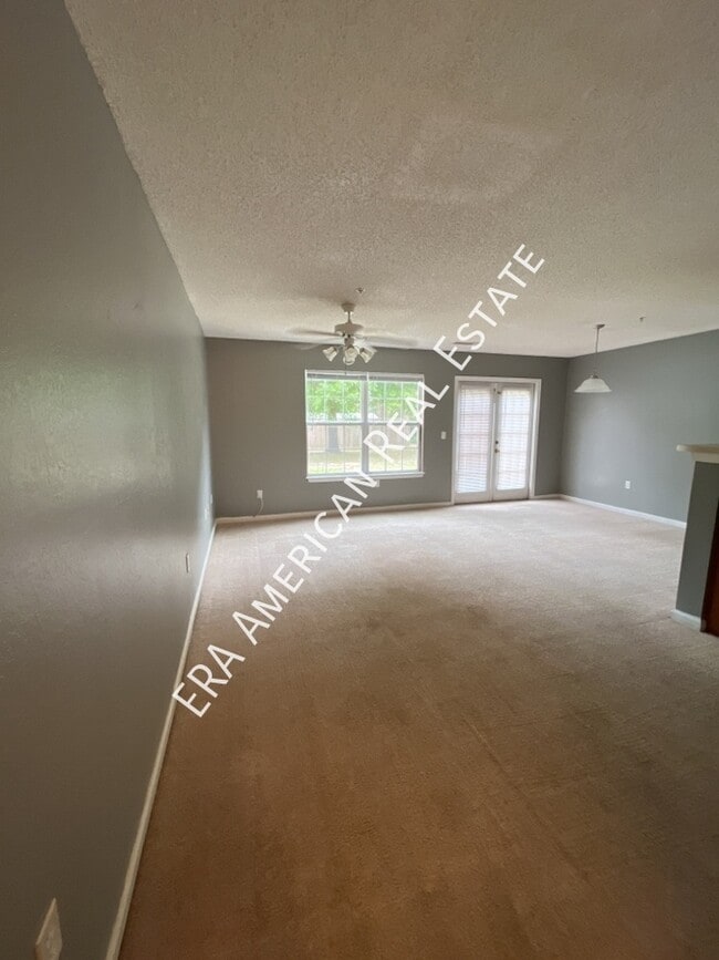 Photo - 234 Swaying Pine Ct