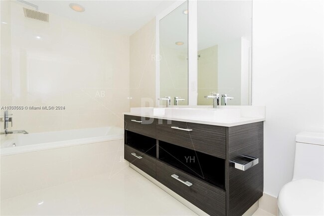 Photo - 55 SW 9th St