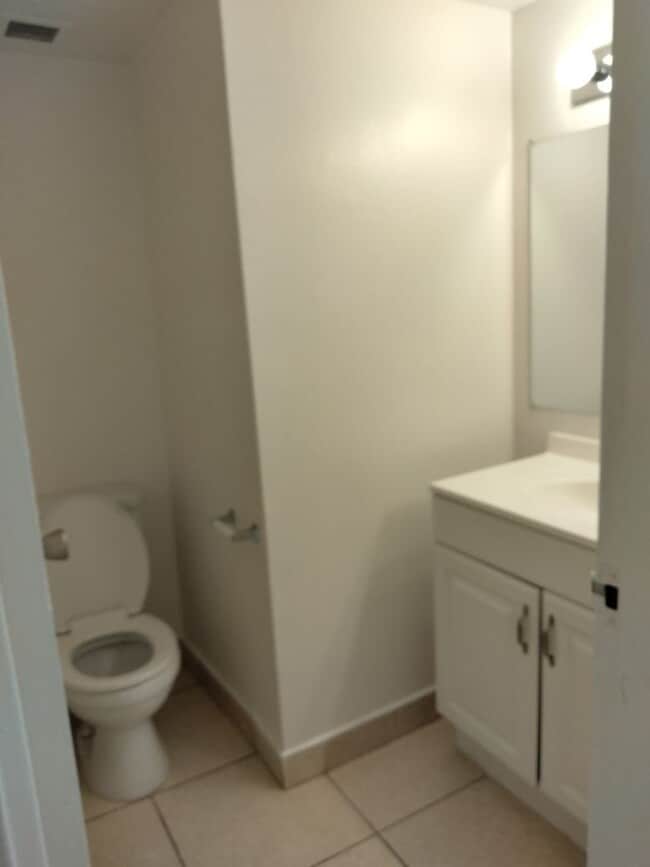 3500 Washington St Unit 206