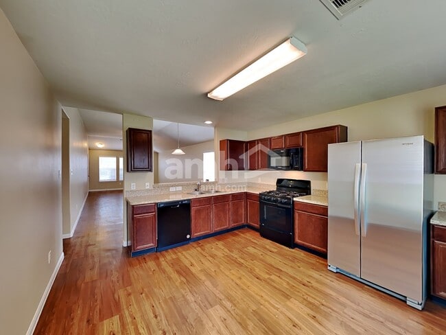 Photo - 3930 Hawthorne Glen Ct