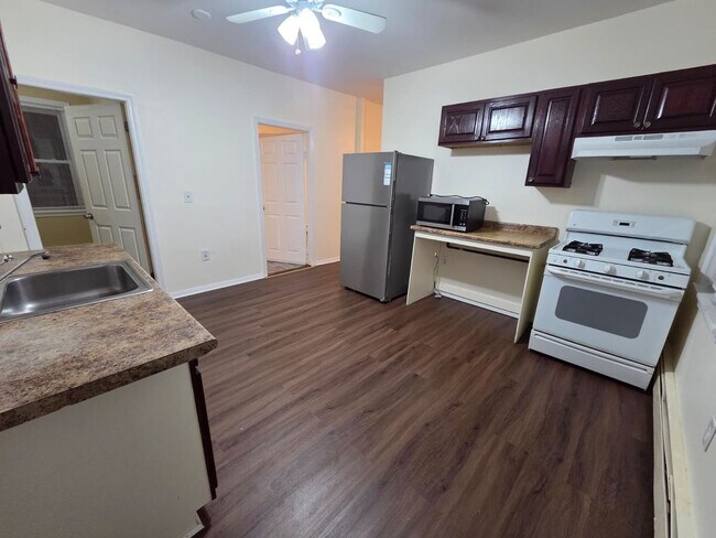 Photo - Lydia St (87)-S Unit 2